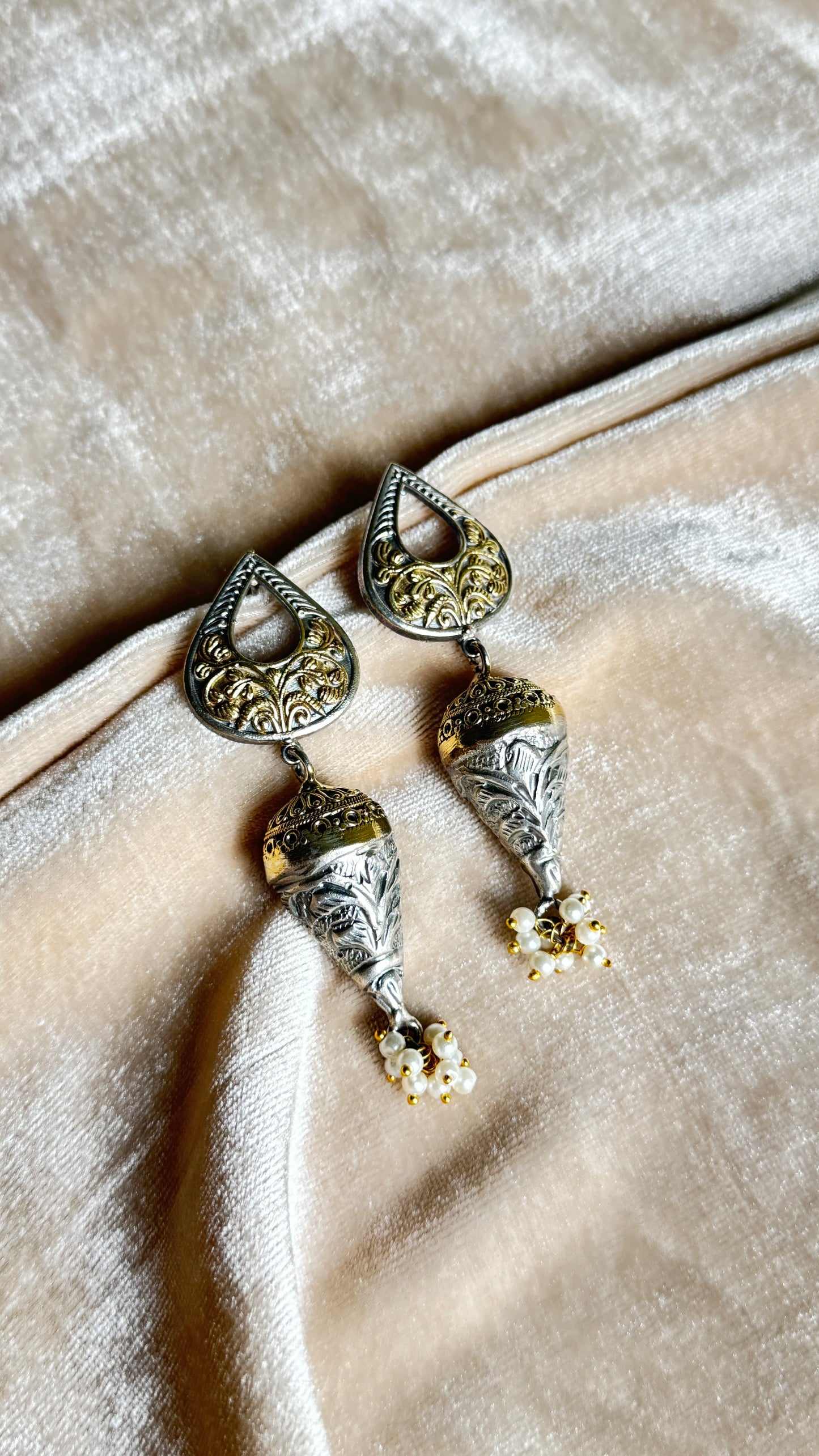 Golden and Silver Jhumkey