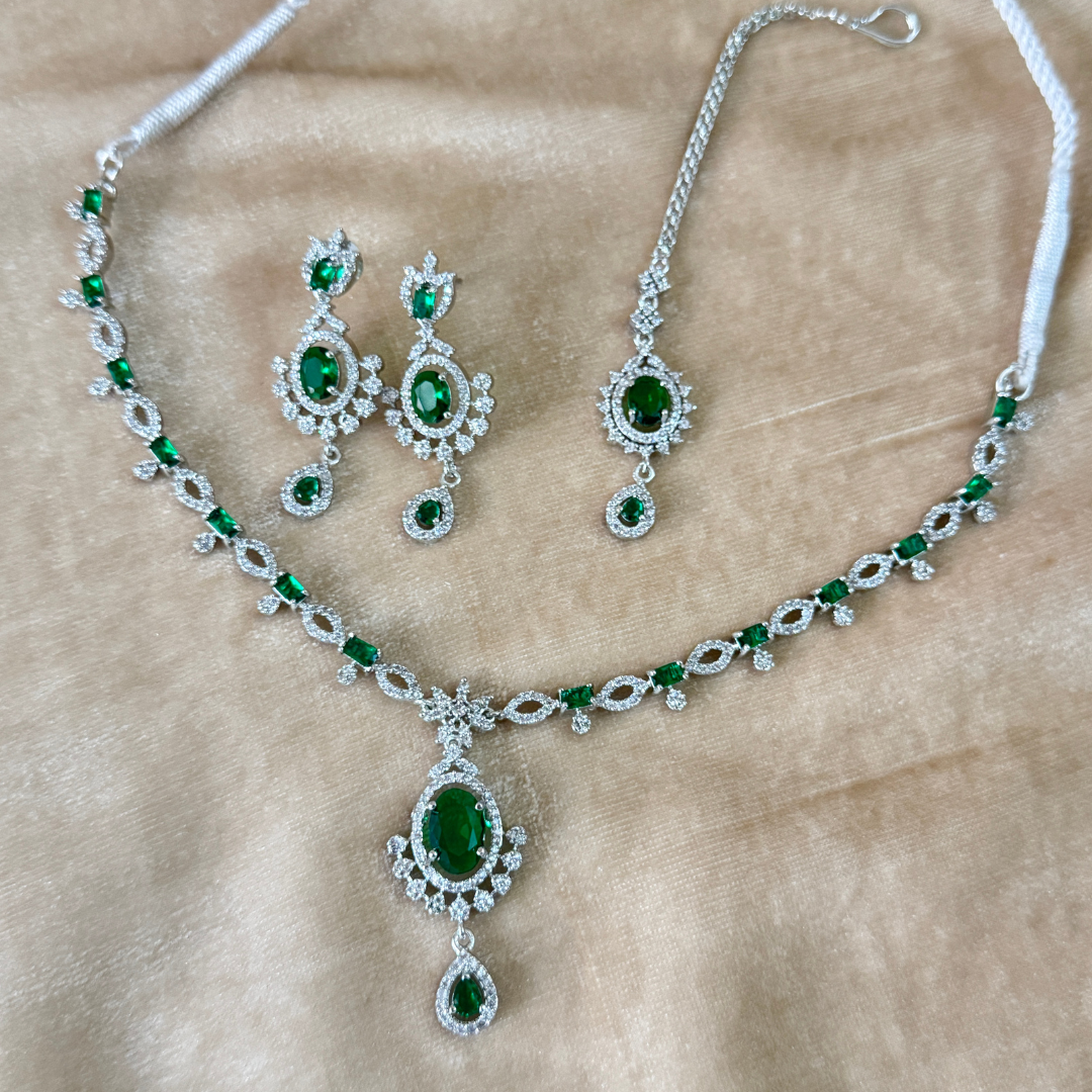 EMERALD CRYSTAL STYLE ENGAGEMENT SET