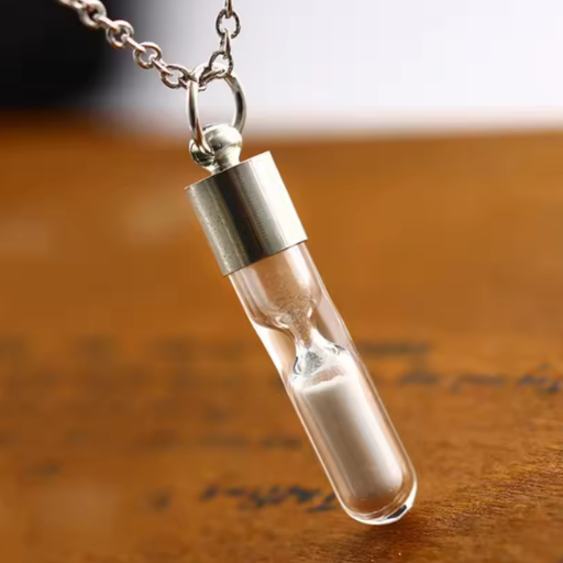 Luminous Powder Necklace