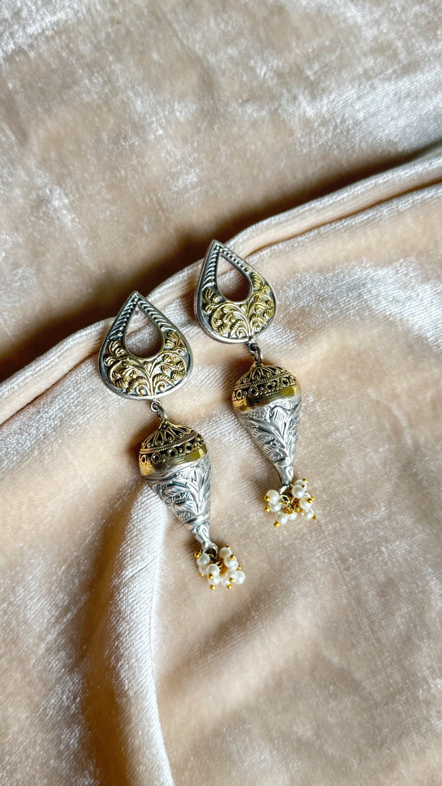 Golden and Silver Jhumkey